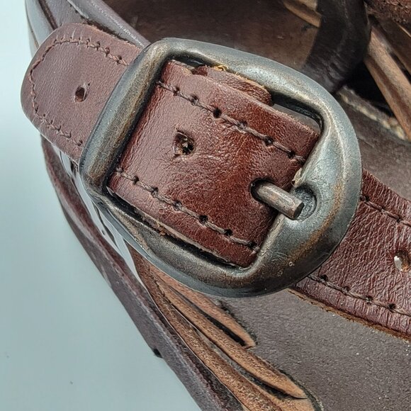 Don Chuy Brown Leather Fisherman Sandals With Buckle Closure & Embossed Design - Picture 11 of 16